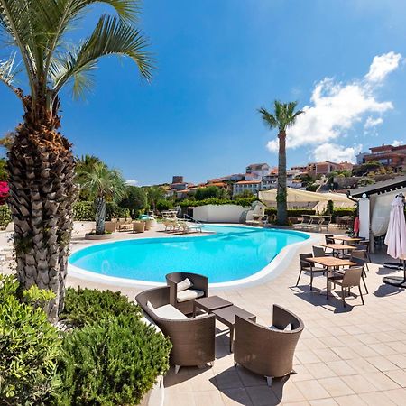 Hotel Corallaro ซานตา เตเรซา กัลลูรา ภายนอก รูปภาพ