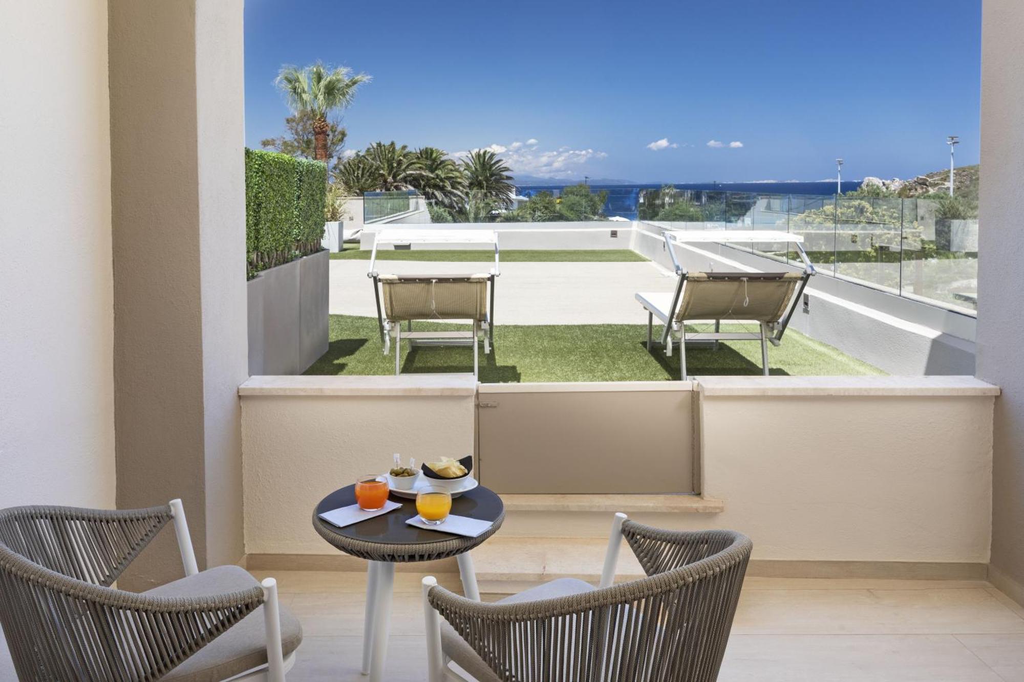 Hotel Corallaro ซานตา เตเรซา กัลลูรา ภายนอก รูปภาพ